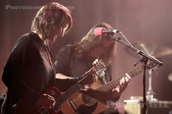 THE BREEDERS - 2018-11-21 - PARIS - Le Trianon - Kim Deal - Kelley Deal